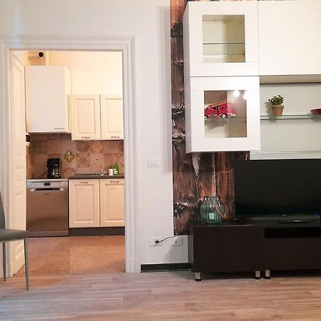 La Casa Di Christina Daire Imperia Dış mekan fotoğraf