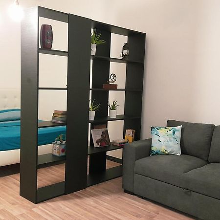 La Casa Di Christina Daire Imperia Dış mekan fotoğraf