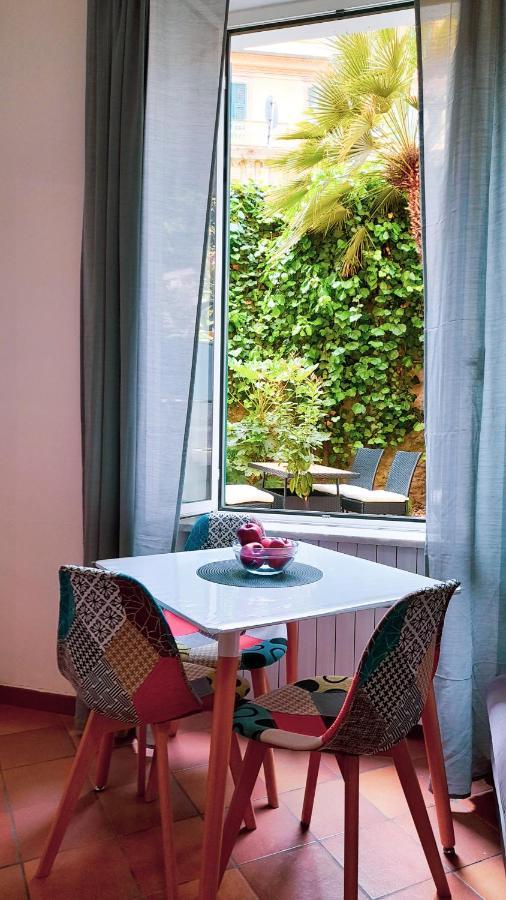 La Casa Di Christina Daire Imperia Dış mekan fotoğraf